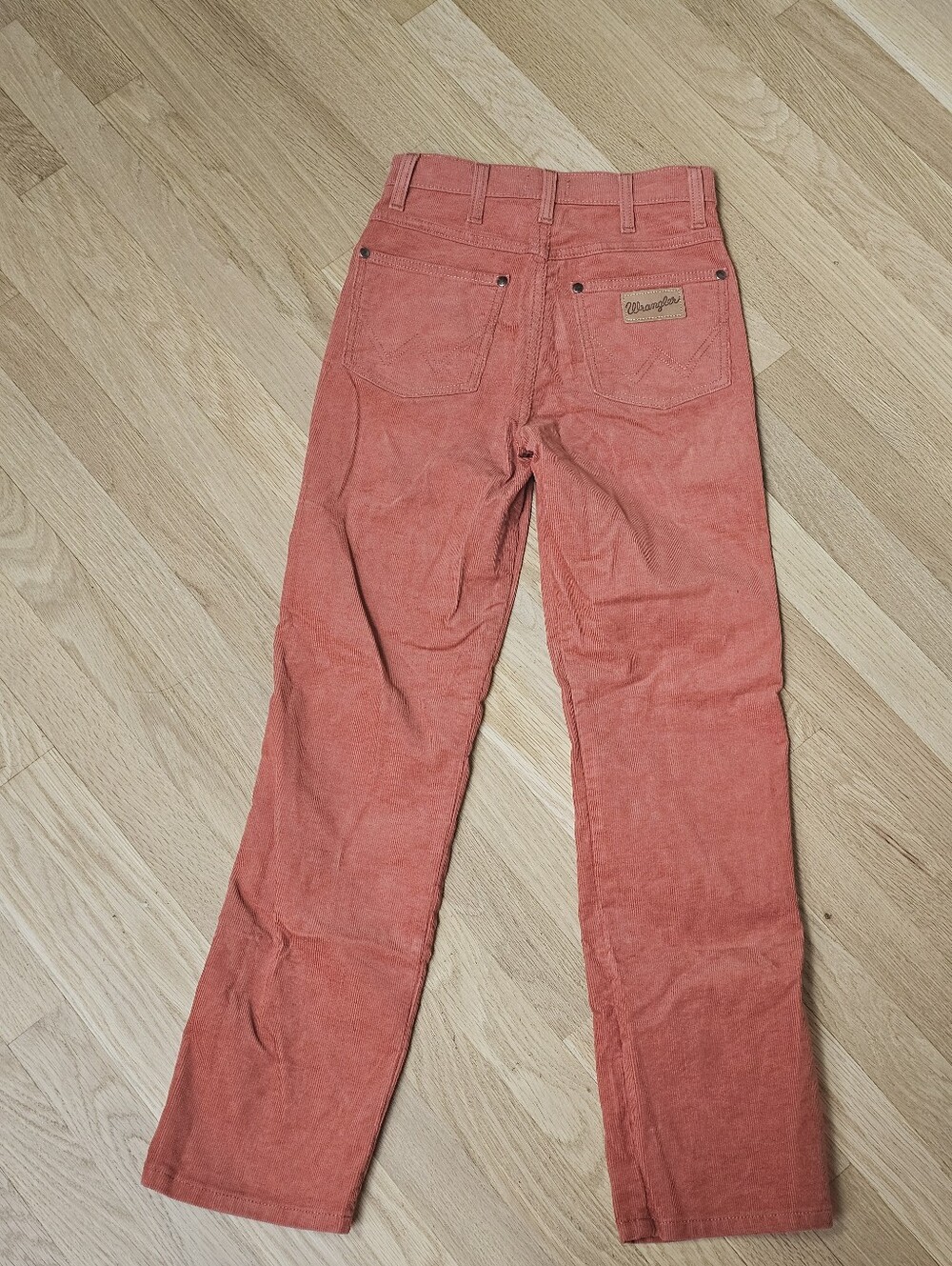 WRANGLER Corduroy HERTAGE FIT Women's BURNT ORANGE Vintage JEANS Denim 24 - Picture 4 of 7